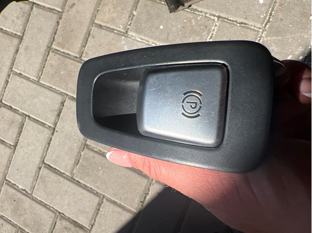 Кнопка електромеханічного гальма стоянки A2059056603 MERCEDES