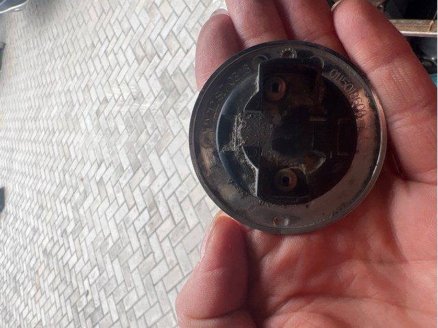 Емблема капота A2128170316 MERCEDES