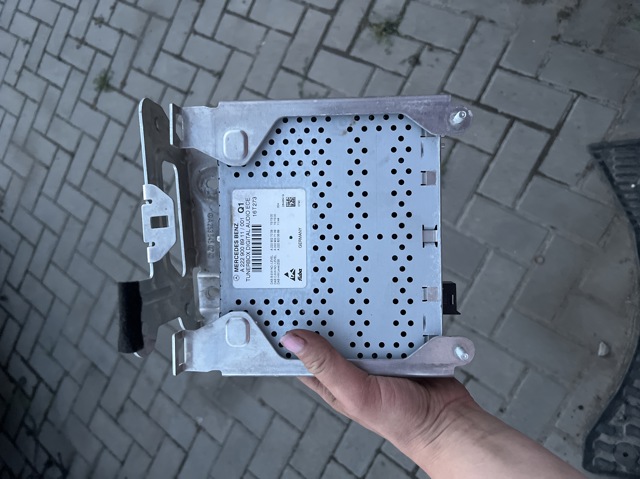 Блок керування мультимедійний A2229008911 MERCEDES