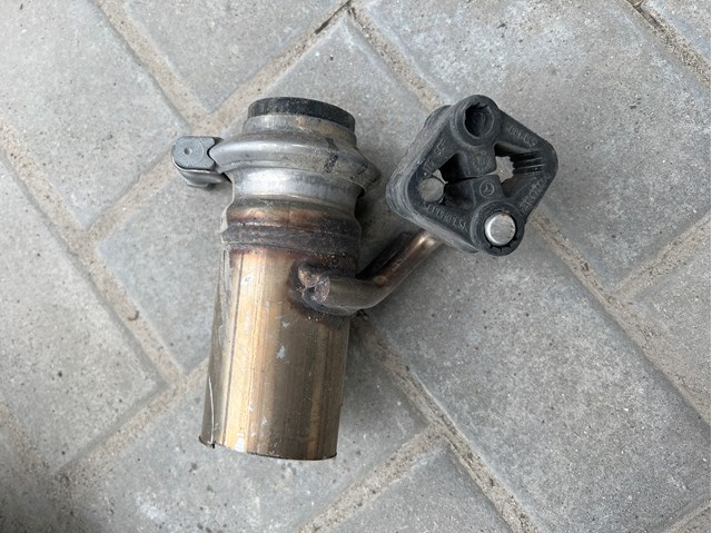 Подушка кріплення глушника A2314920044 MERCEDES