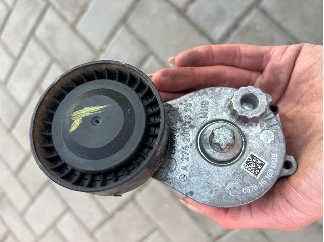 Натягувач приводного ременя A2742001370 MERCEDES