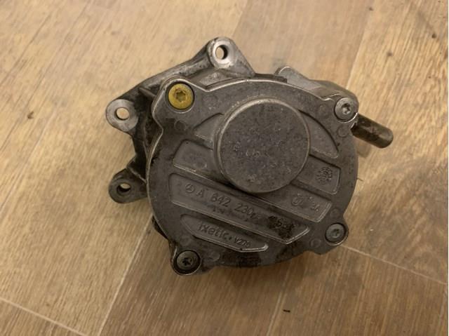 Насос вакуумний A6422300765 MERCEDES