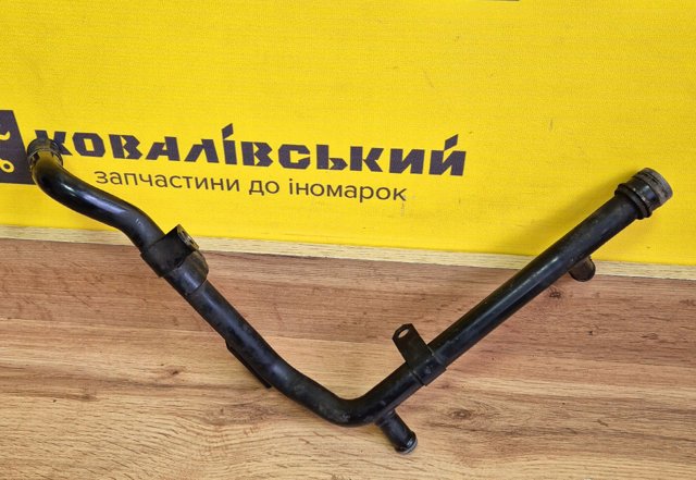 Шланг термостата 038121065CS VAG