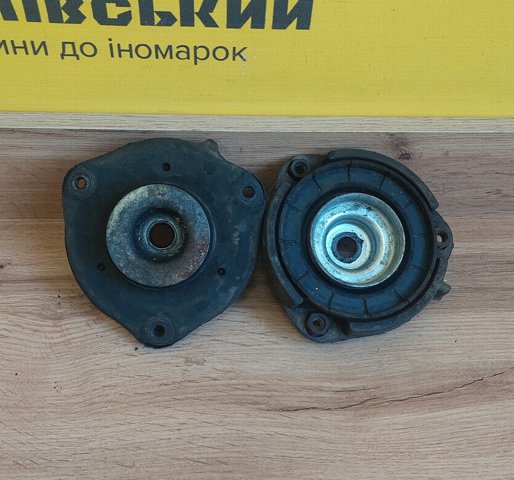 Опора стійки амортизатора переднього 1K0412331B VAG