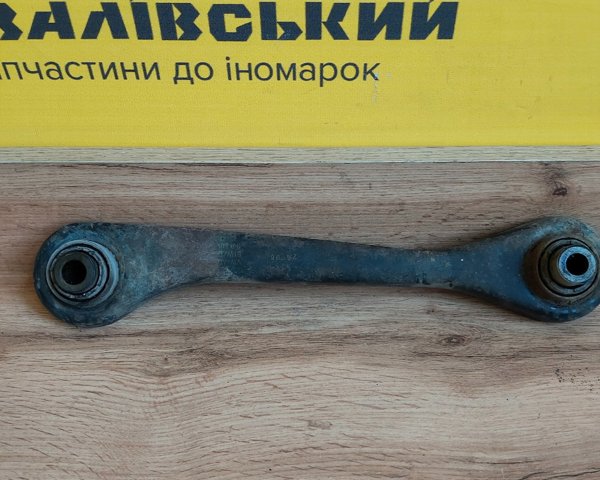Тяга поперечна реактивна задньої підвіски 1K0501529F VAG