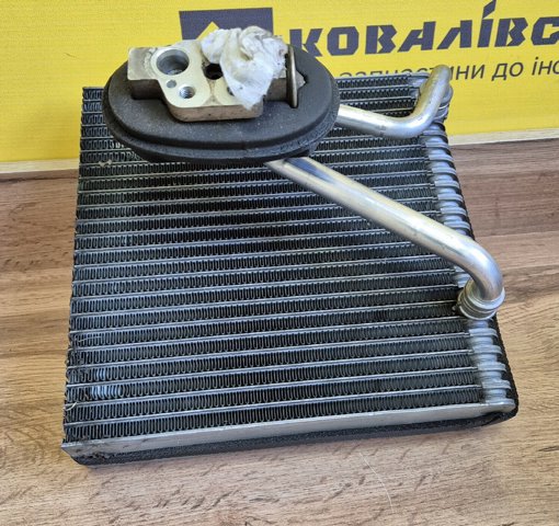 Радіатор кондиціонера салонний, випарник Volkswagen Tiguan I