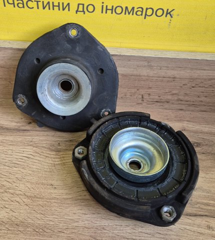 Опора стійки амортизатора переднього 1KD412331A VAG