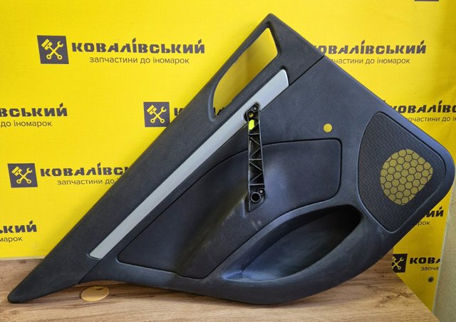 Обшивка-облицювання задніх дверей, лівою, внутрішня 1Z5867211 VAG