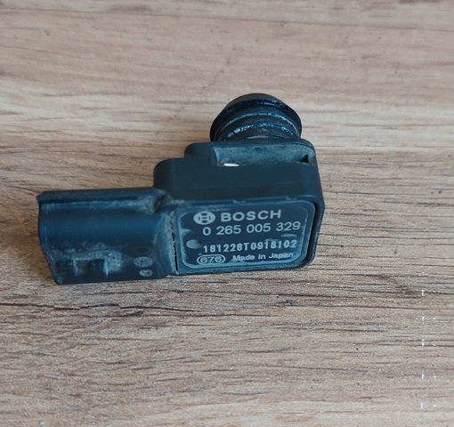 Датчик тиску наддуву (датчик нагнітання повітря в турбіну) 250853JA0A NISSAN