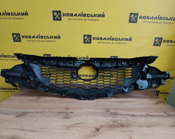 Захисна решітка радіатора 45X105 POLCAR
