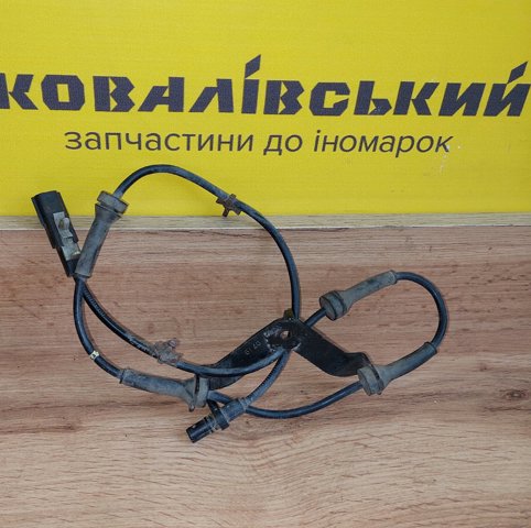 Датчик АБС (ABS) задній 479004EA0B NISSAN