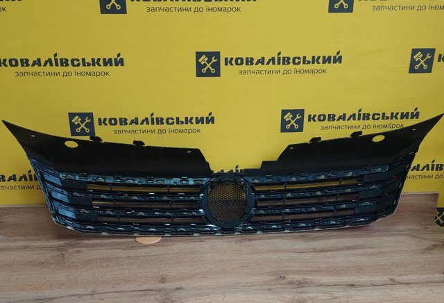 Решітка радіатора 7423990 FPS