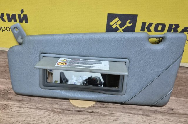 Козирок сонцезахисний 7700436782 RENAULT