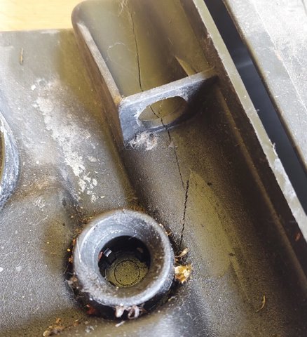 Корпус повітряного фільтра 8200420862 RENAULT