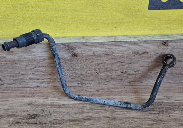 Подача масляна труба 8200595305 RENAULT