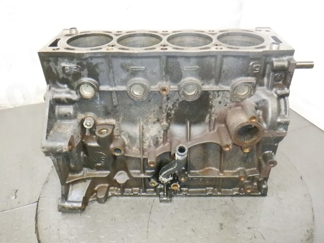 Блок двигуна 0130T7 PEUGEOT