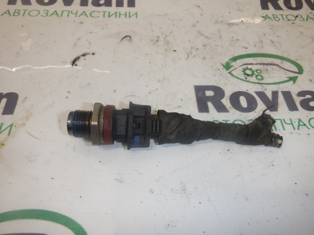 Датчик тиску палива 0281002840 RENAULT