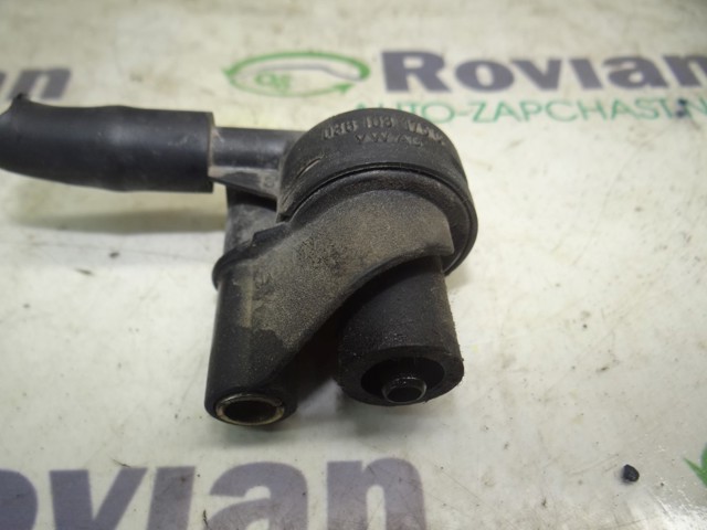Клапан PCV (вентиляції картерних газів) 036103175C VAG