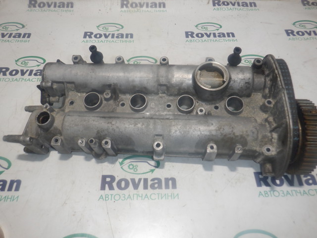 Кришка клапанів 036103475 VAG