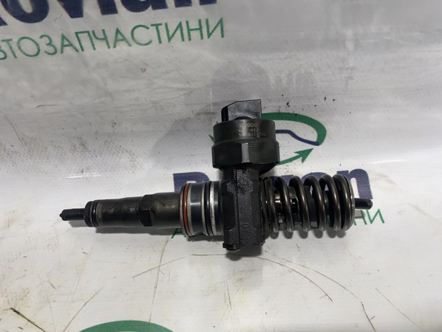 Форсунка вприску палива 038130073H VAG