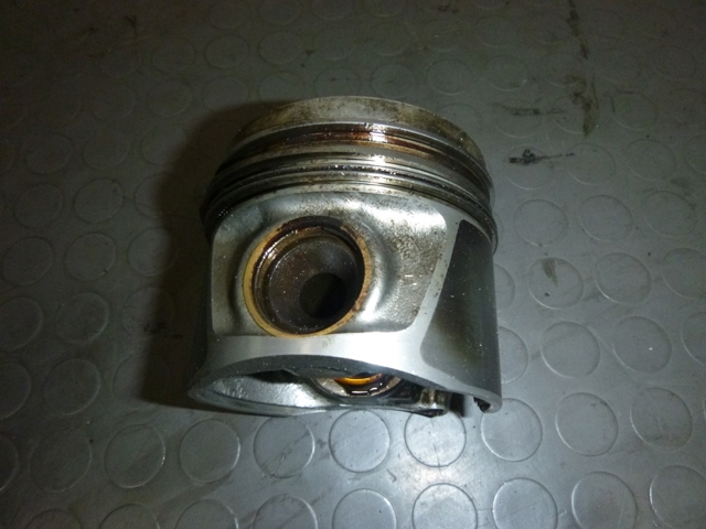 Поршня на 1 циліндр, STD 03G107065C VAG