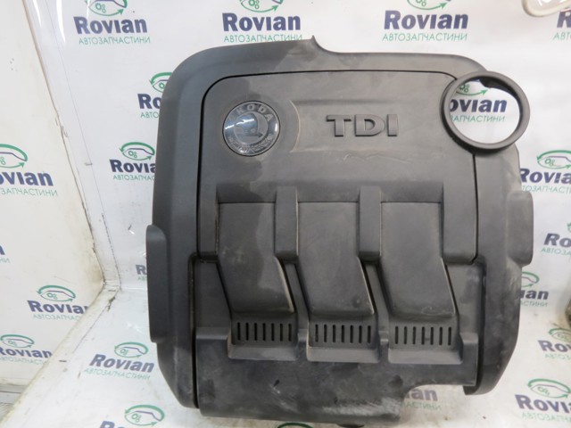 Кришка двигуна декоративна 03P103925C VAG