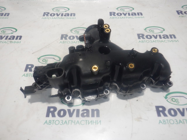 Колектор впускний 03P129711D VAG