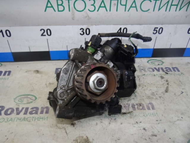 Насос паливний високого тиску (ПНВТ) - DIESEL 0445010530 RENAULT