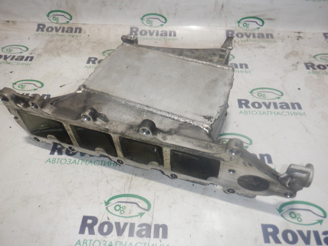 Колектор впускний 04L129766H VAG