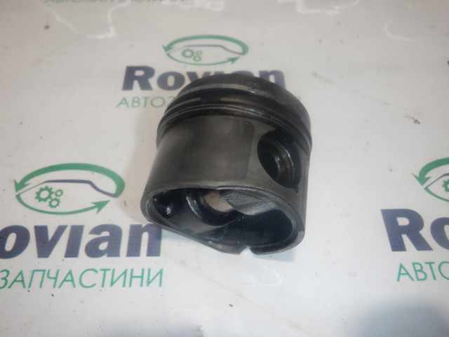 Поршень в комплекті на 1 циліндр, STD 11252246629 BMW