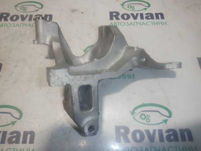 Кріплення генератора 119106RC2A NISSAN
