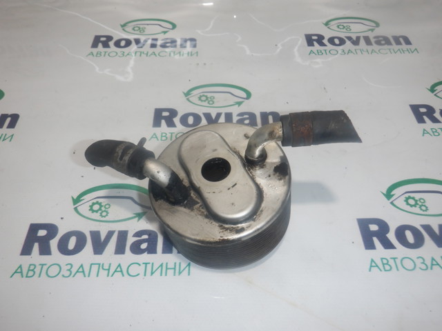 Радіатор масляний (холодильник), під фільтром 1240A008 MITSUBISHI