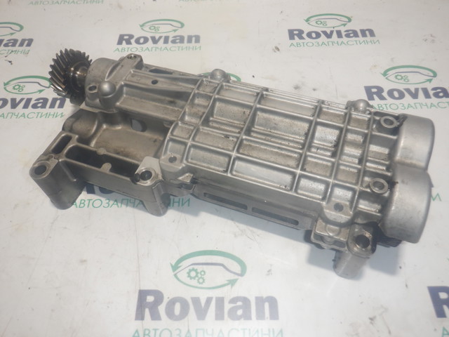 Корпус балансувального механізму 12410EB31A NISSAN
