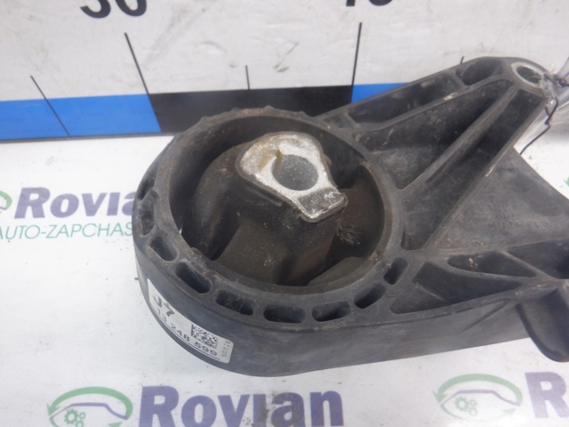 Подушка (опора) двигуна, передня 13248599 OPEL