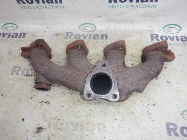 Колектор випускний 140040840R RENAULT