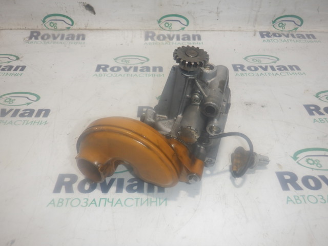 Насос маслозакачуючий 150002257R RENAULT