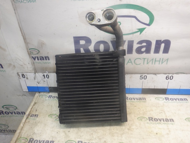 Охолоджувач повітря 1513878 FORD