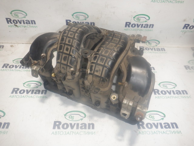 Колектор впускний 1540A069 MITSUBISHI