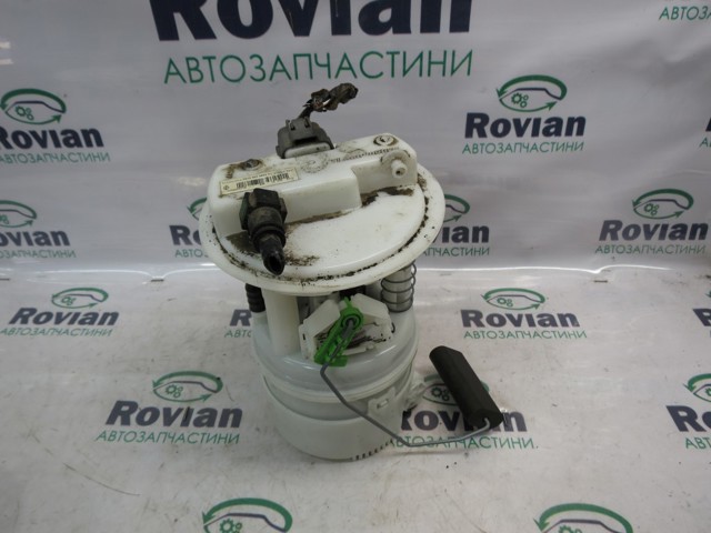 Паливний насос 172022377R RENAULT