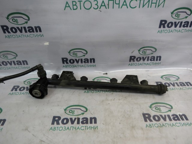 Рампа форсунок системи упорскування палива 175200037R RENAULT