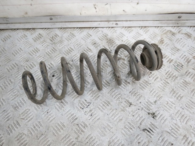 Пружина підвіски задня 1J0511115BD VAG