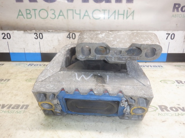 Права подушка двигуна 1K0199262 VAG