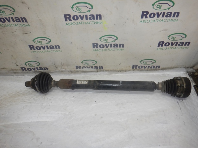 Привід передній правий 1K0407272HP VAG