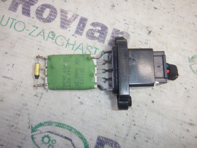 Регулятор оборотів пічки 1S0959263A VAG