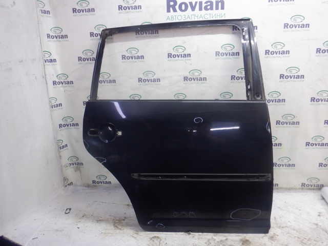 Двері пасажирські задні праві 1T0833056S VAG
