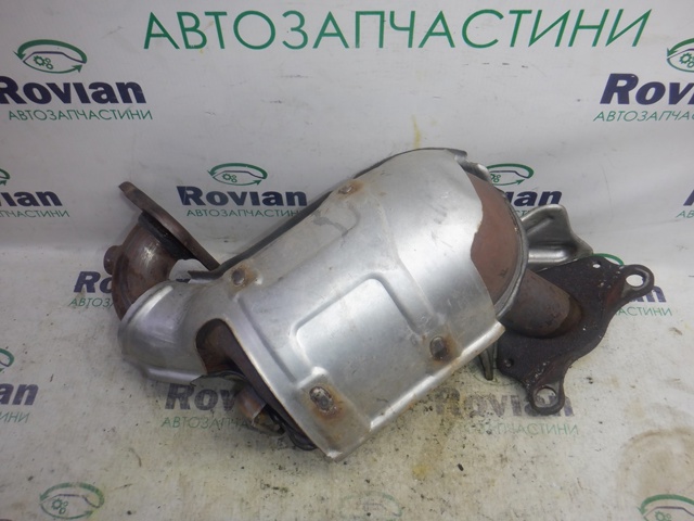 Труби і підвіска глушника 208A01858R RENAULT