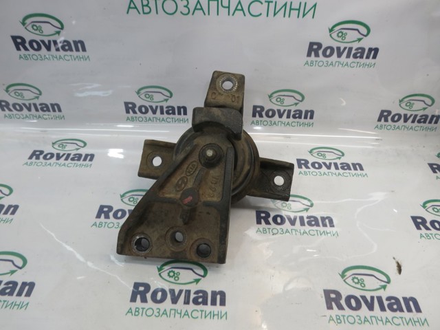 Права подушка мотора 218102P100 HYUNDAI