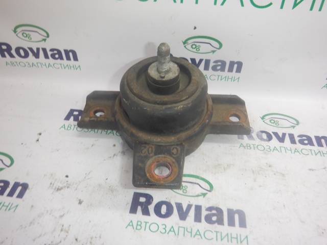 Права подушка мотора 218112B000 HYUNDAI