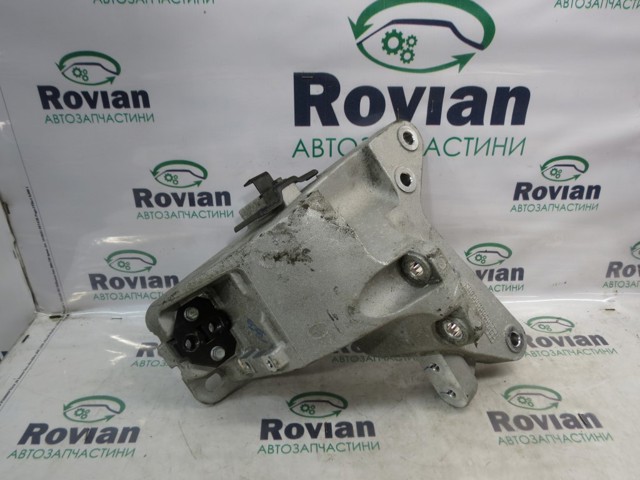 Подушка (опора) двигуна, ліва 21870K4000 HYUNDAI