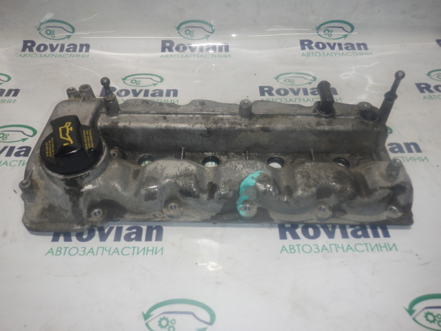 Кришка двигуна 224102A200 HYUNDAI